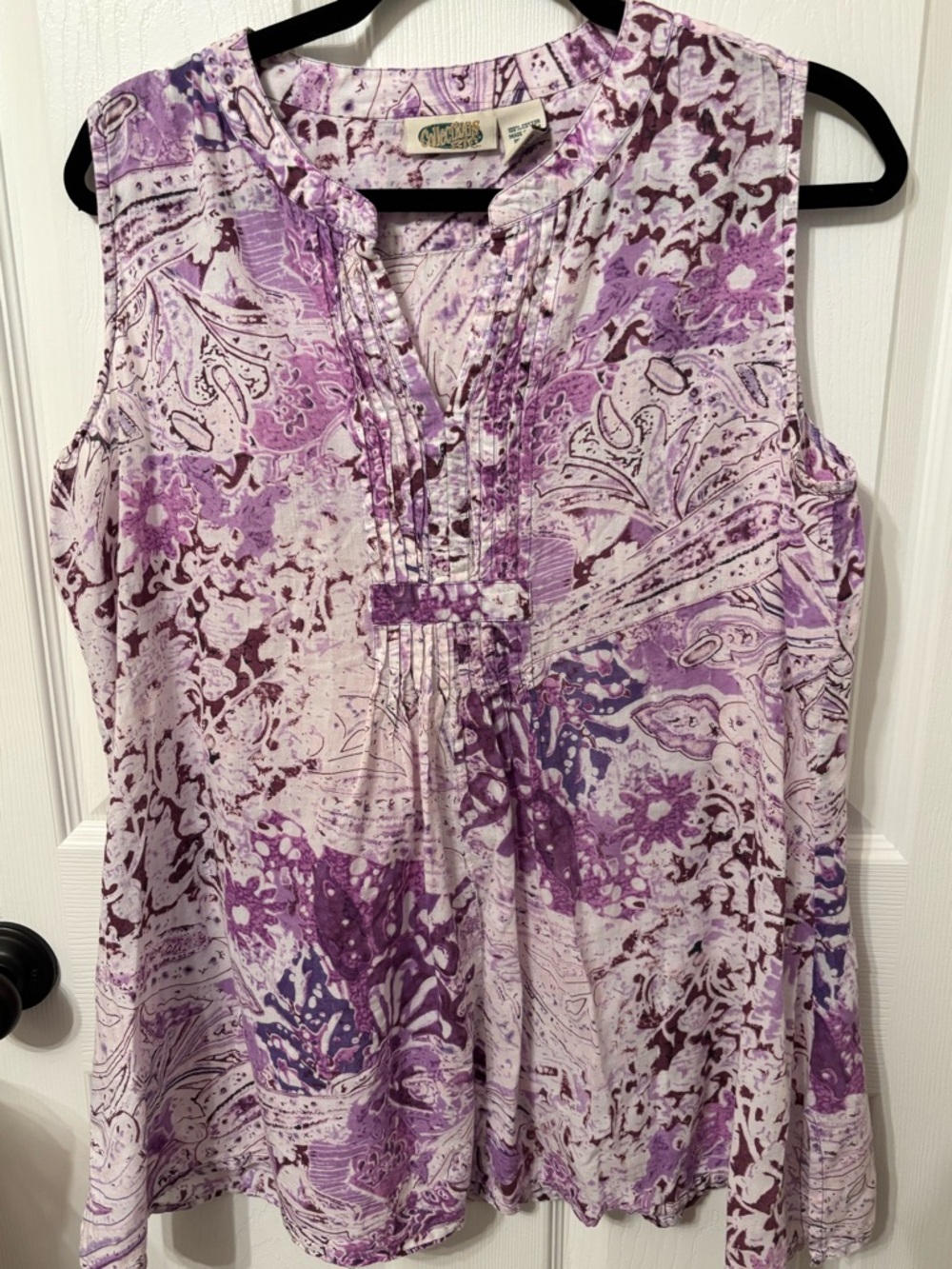 Collections Etc Purple Floral Sleeveless Blouse Boho Cotton Top 100% cotton